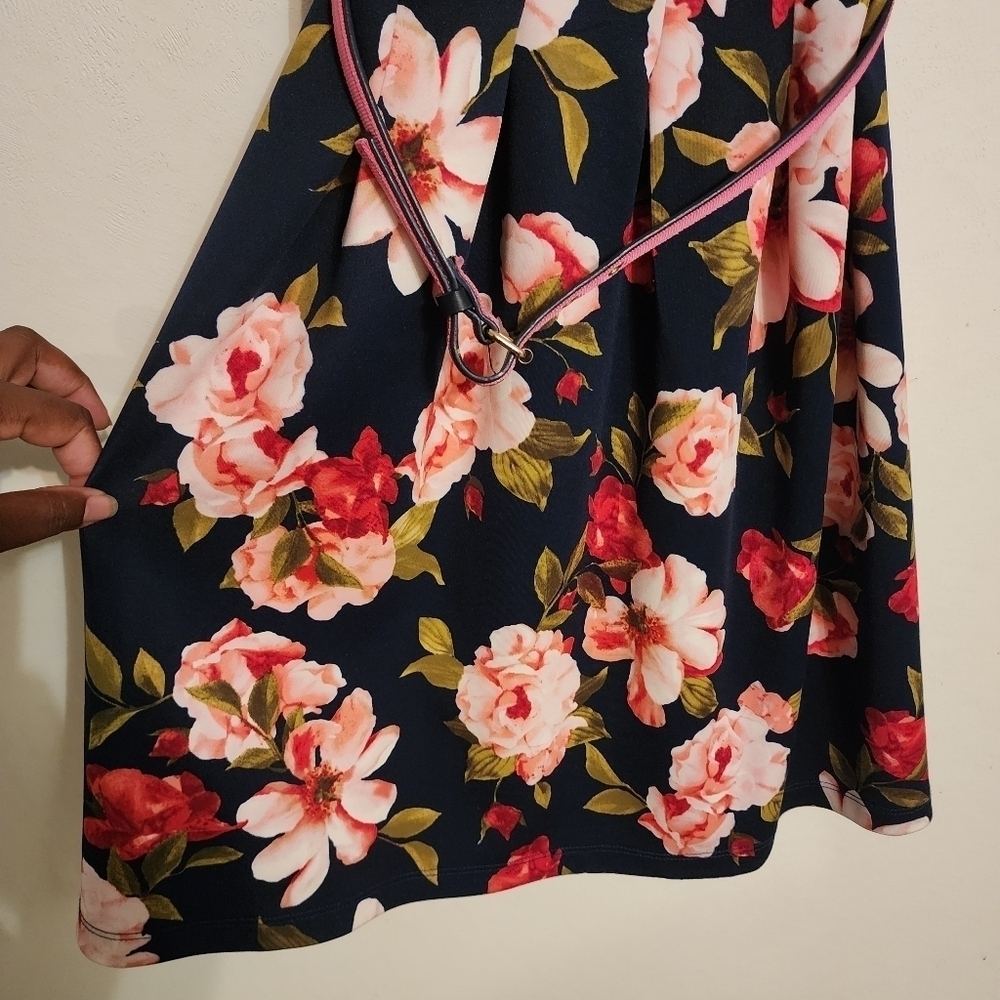 Karin Stevens Sleeveless Floral Dress Zip In Back Size 6 With Belt - Picture 2 of 10